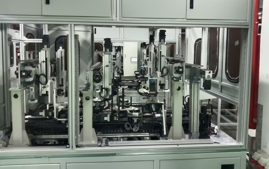 Dual-channel feeding triggers synchronized OptiX image capture as connectors enter the inspection zone.